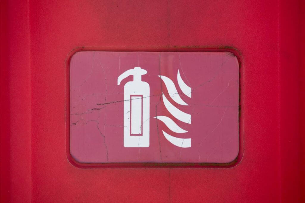 תמונה ראשית הוראות בטיחות באחסון דלקים וסולר ביתי