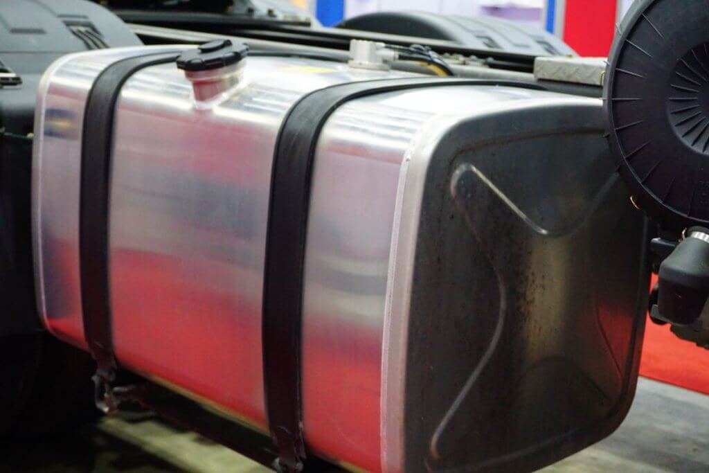 תמונה ראשית מתי מחליפים מיכל דלק